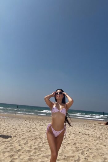 סלנה – בנתניה- בת 22 סקסית ברזילאית